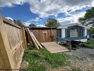 /international/us/40-chickerell-street-clarksburg-wv-110107844740/
