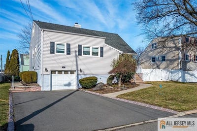 /international/us/31-marie-road-fords-nj-110106803892/