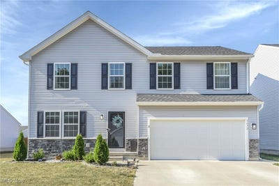/international/us/3672-astor-lane-lorain-oh-110101137936/