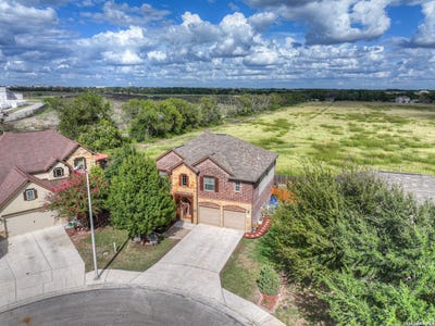 /international/us/2035-pecan-bnd-new-braunfels-tx-110120637921/