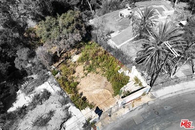 /international/us/16521-las-casas-pl-pacific-palisades-ca-110110086259/