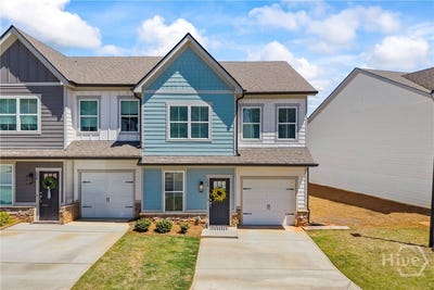 /international/us/124-magnolia-place-homer-ga-110107487755/