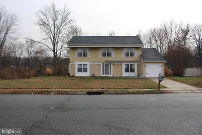 /international/us/219-meadow-dr-mount-laurel-nj-110104193676/
