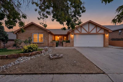 /international/us/7114-grange-avenue-nw-albuquerque-nm-110120559646/