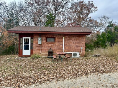 /international/us/153-county-road-624-isabella-mo-110108028062/