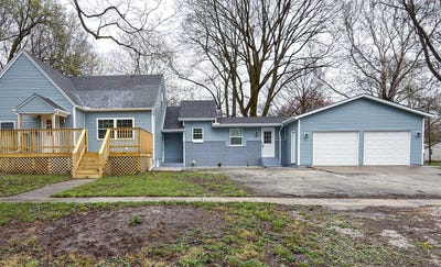 /international/us/103-w-2nd-street-broadlands-il-110107017536/