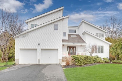 /international/us/90-georgetown-road-eatontown-nj-110107336308/