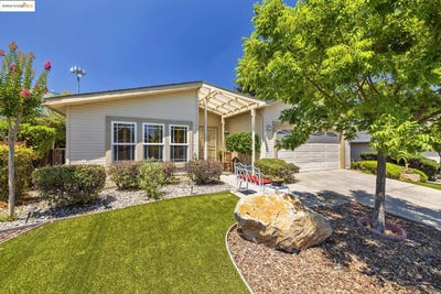 /international/us/12700-red-maple-cir-sonora-ca-110100996406/