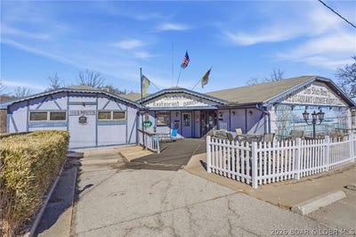 /international/us/1436-southridge-drive-jefferson-city-mo-110105953127/
