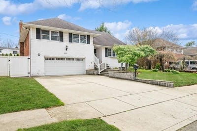 /international/us/633-nelson-place-westbury-ny-110098482186/