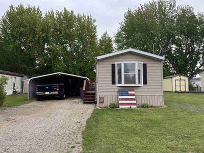 /international/us/560-w-21st-street-monroe-wi-110107992864/