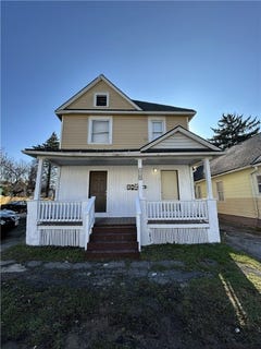 /international/us/301-weaver-street-rochester-ny-110103737317/