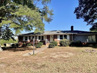 /international/us/1169-macdonald-road-scottsburg-va-110120626185/