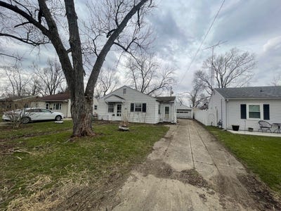 /international/us/725-webster-circle-e-kankakee-il-110106758829/