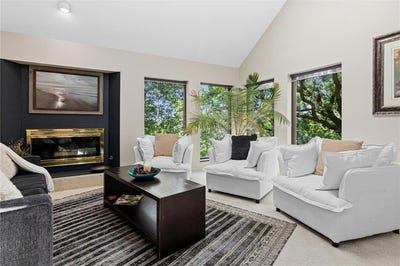 /international/us/15120-chestnut-circle-burnsville-mn-110108652866/?lang=pt