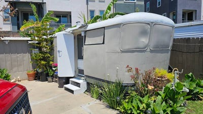 /international/us/13713-s-vermont-ave-gardena-ca-110099789408/?lang=en