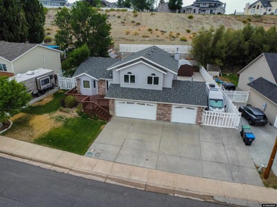 /international/us/2115-e-teton-boulevard-green-river-wy-110101267466/