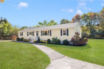 /international/us/620-dry-bridge-road-north-kingstown-ri-110105872346/