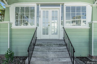 /international/us/2709-nicol-avenue-oakland-ca-110100994270/