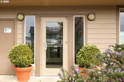 /international/us/211-harbor-st-florence-or-110107634497/