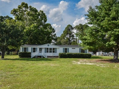 /international/us/5524-gilcrest-sands-drive-hope-mills-nc-110120499204/