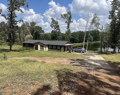 /international/us/13560-county-road-468-tyler-tx-110110324398/