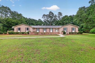 /international/us/291-clemson-street-williston-sc-110108801183/