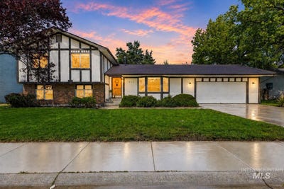 /international/us/925-n-14th-east-st-mountain-home-id-110108293884/