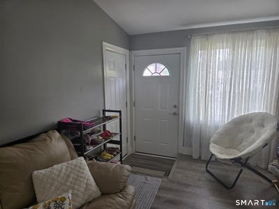 /international/us/ascolese-road-trumbull-ct-110108572200/