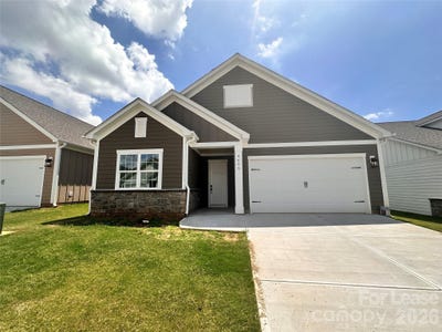 /international/us/4622-kobus-court-sherrills-ford-nc-110106259056/