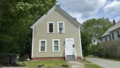 /international/us/65-williams-street-extension-rockingham-vt-110108497337/