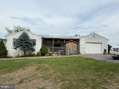 /international/us/37-la-baer-lane-new-creek-wv-110100479936/