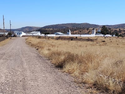 /international/us/110-grassy-ln-fort-davis-tx-110104969637/