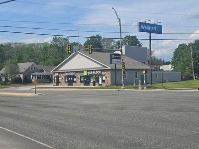 /international/us/126-washington-street-claremont-nh-110108168825/