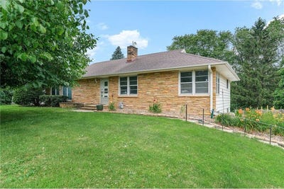 /international/us/1941-dodd-road-mendota-heights-mn-110101071097/