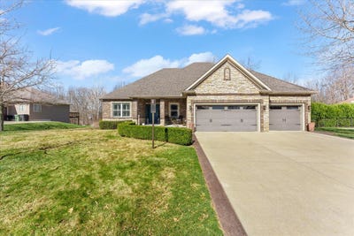 /international/us/1310-white-oak-road-mahomet-il-110106126546/
