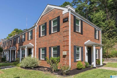 /international/us/1700-valley-avenue-homewood-al-110100968293/