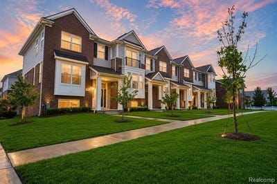 /international/us/49701-lantern-way-canton-twp-mi-110108903248/