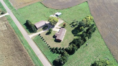 /international/us/51444-836-road-elgin-ne-110120147914/