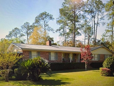 /international/us/1280-se-brookwood-drive-cairo-ga-110110270376/