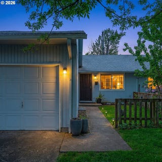/international/us/3807-n-juneau-st-portland-or-110106697483/