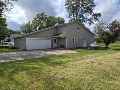 /international/us/387-stable-drive-lagrange-oh-110108640507/