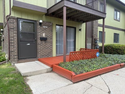 /international/us/1476-w-chateau-vert-ypsilanti-mi-110107832013/