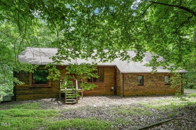 /international/us/4272-boyd-wright-road-burlington-nc-110099827064/