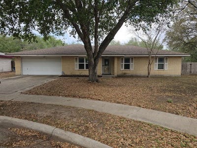 /international/us/1413-las-palmas-beeville-tx-110107384165/