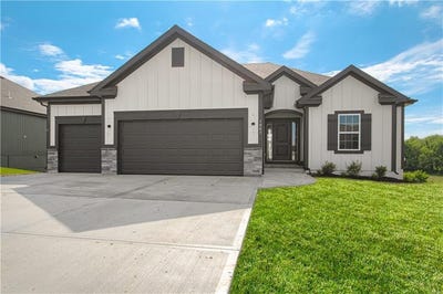 /international/us/9913-n-manning-avenue-kansas-city-mo-110120516577/