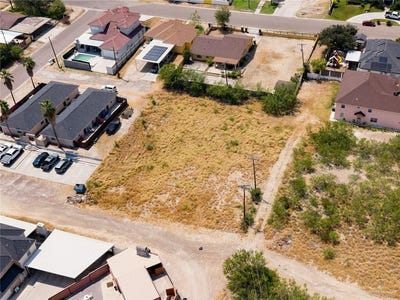 /international/us/j-c-ramirez-avenue-roma-tx-110110085074/