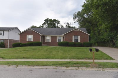 /international/us/105-oakmont-lane-frankfort-ky-110104330390/