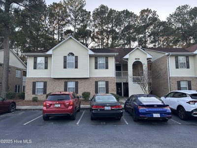 /international/us/2818-mulberry-lane-greenville-nc-110096582239/