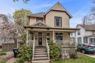 /international/us/1612-n-main-st-racine-wi-110107726166/
